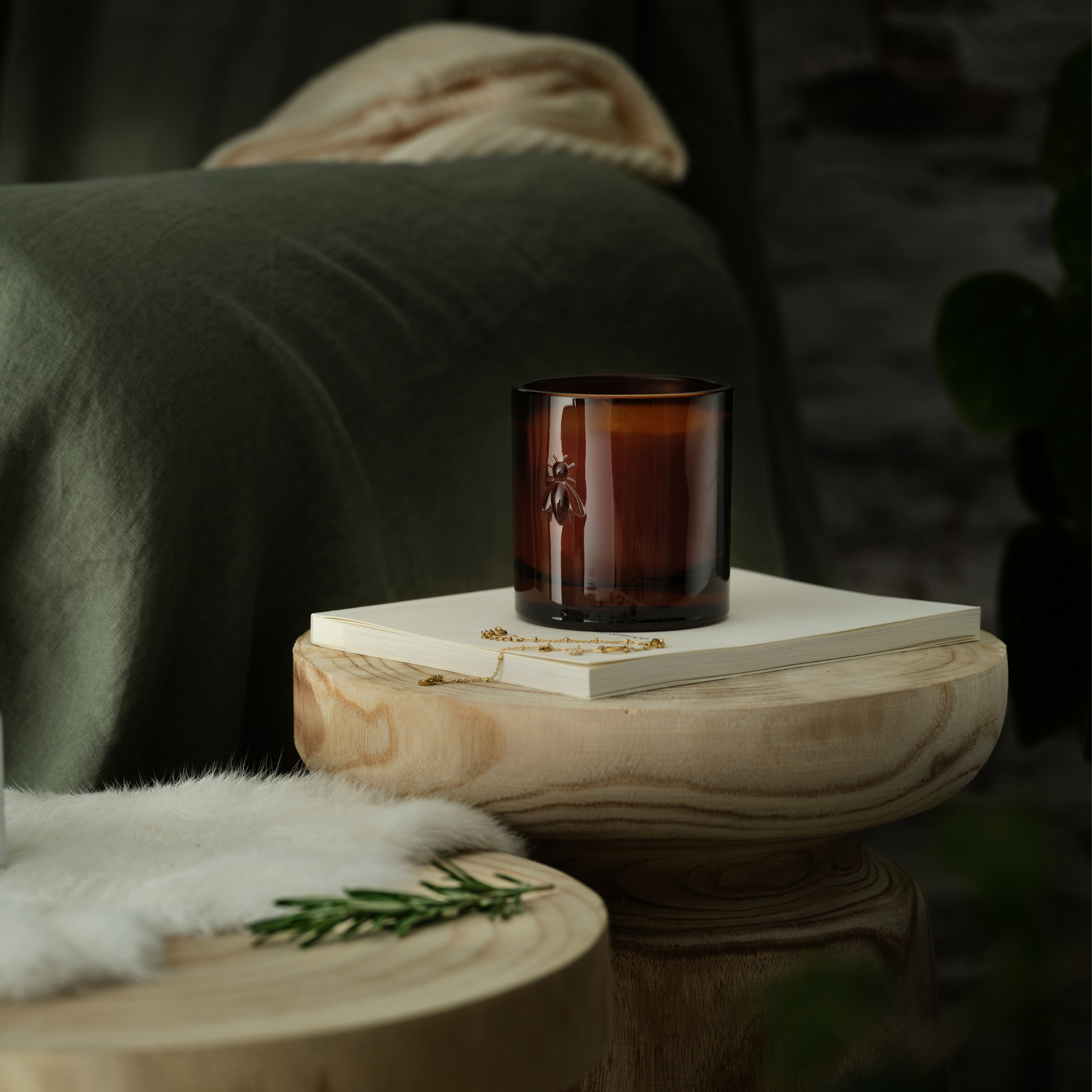 Apelsīnu ziedu bišu svece