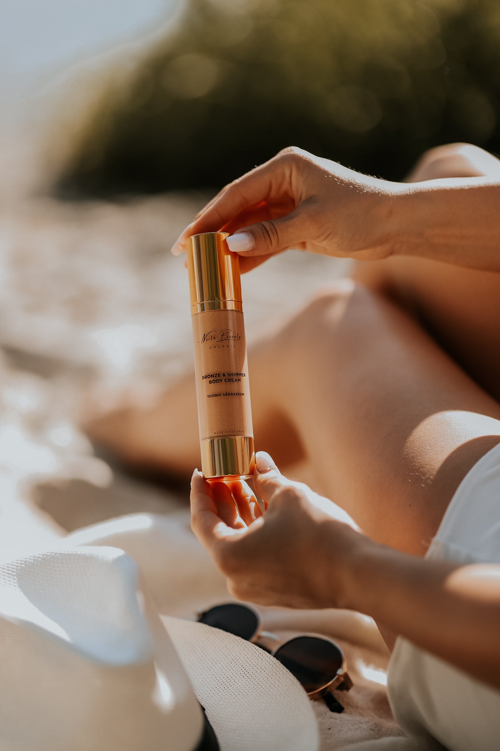 Tonēts mirdzošais krēms, 50 ml