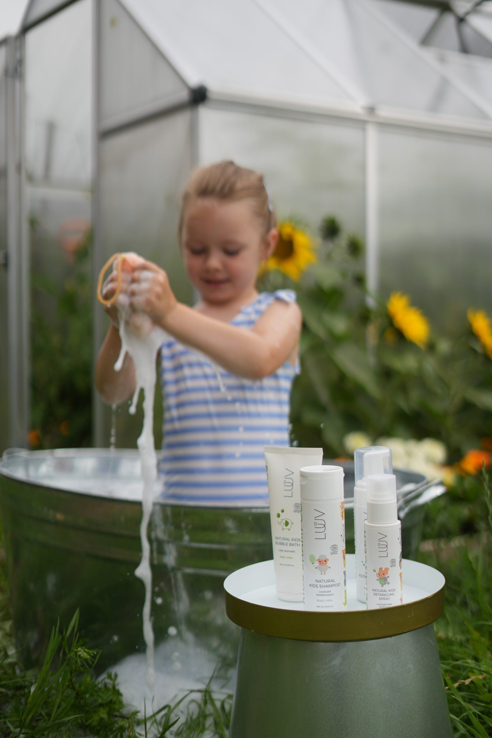 Dabīgais bērnu šampūns Bumbieris COSMOS, 200ml