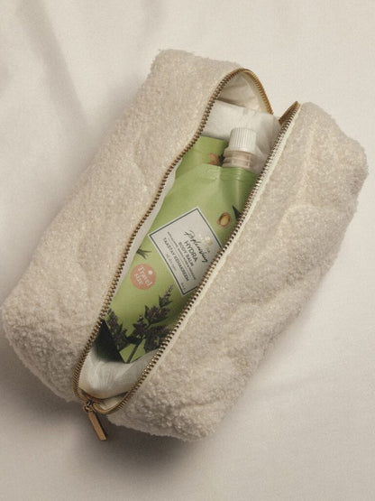 Magrada X Lauren: Atjaunojošs ķermeņa balzams ceļojuma izmērs - 100ml